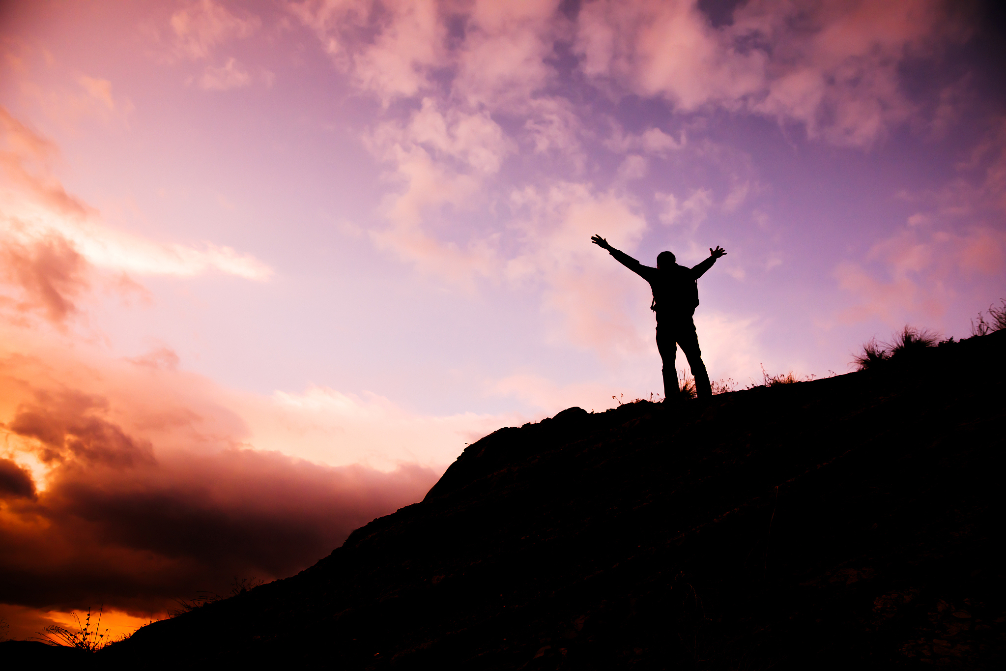 三亿体育体育电竞-里昂坚忍不拔，终赢得奋斗之年的简单介绍