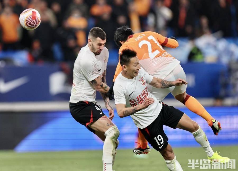 包含长春亚泰主场不敌深圳佳兆业，遭遇连败的词条