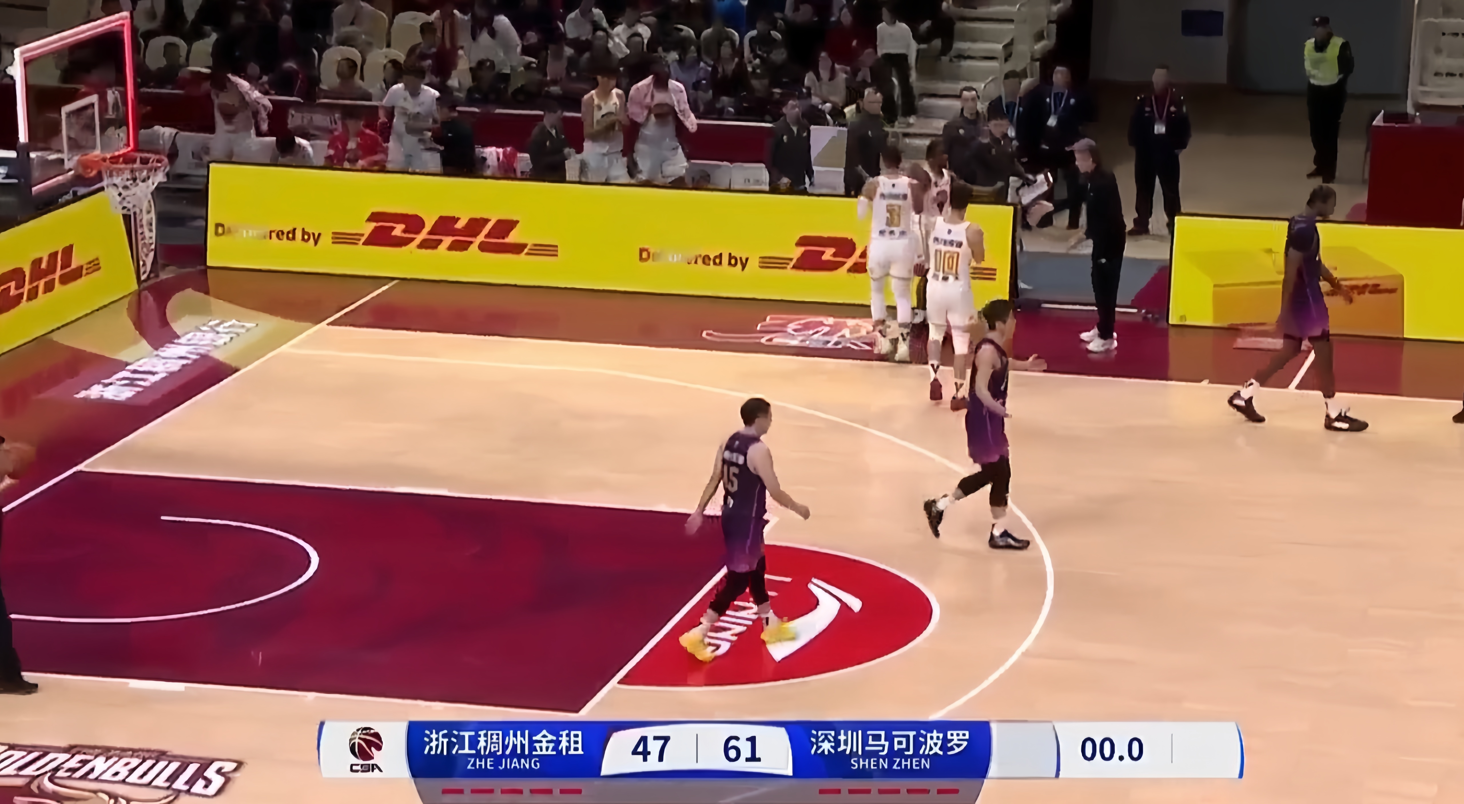 深圳队惊险获胜,晋级下一轮 深圳队惊险获胜,晋级下一轮