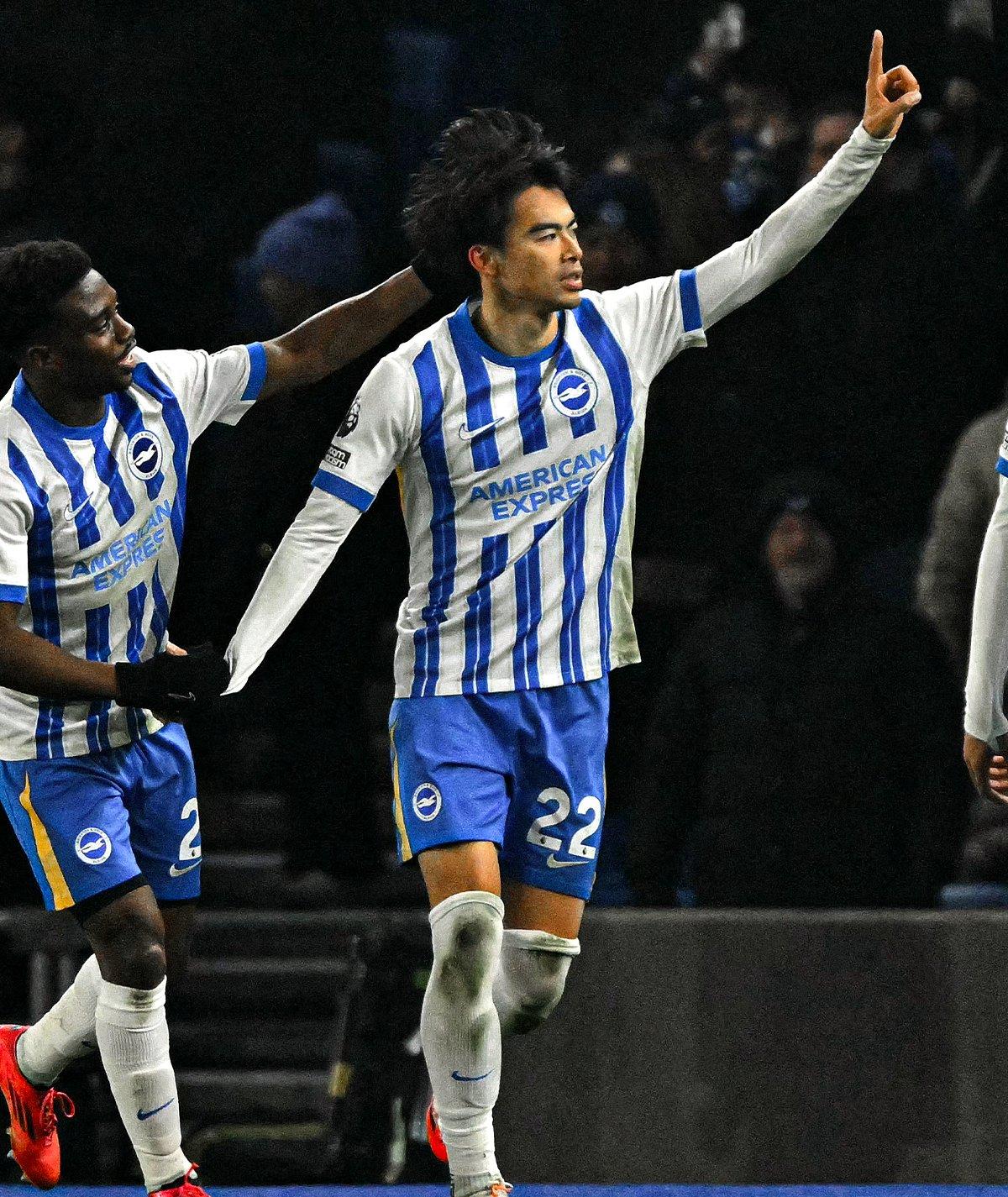 三亿体育体育课程-切尔西客场对阵斯托克城：蓝军困境再现