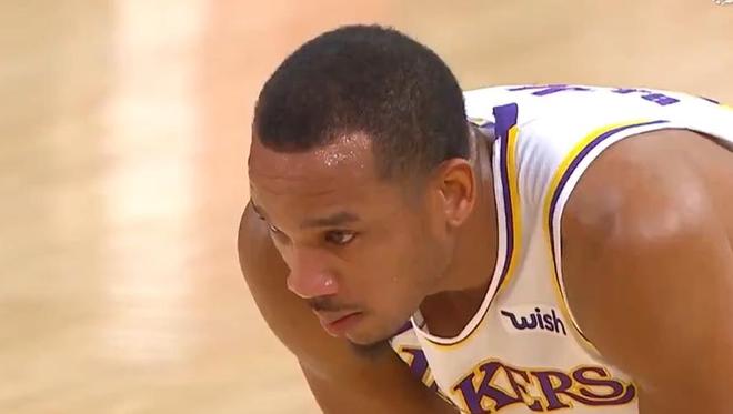 猛龙负太阳，戴维斯梅尔滑倒的简单介绍