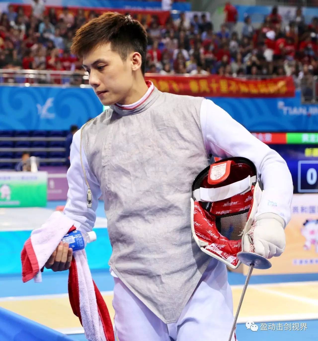 乌干达运动员倾尽全力,终夺桂冠 乌干达运动员倾尽全力,终夺桂冠