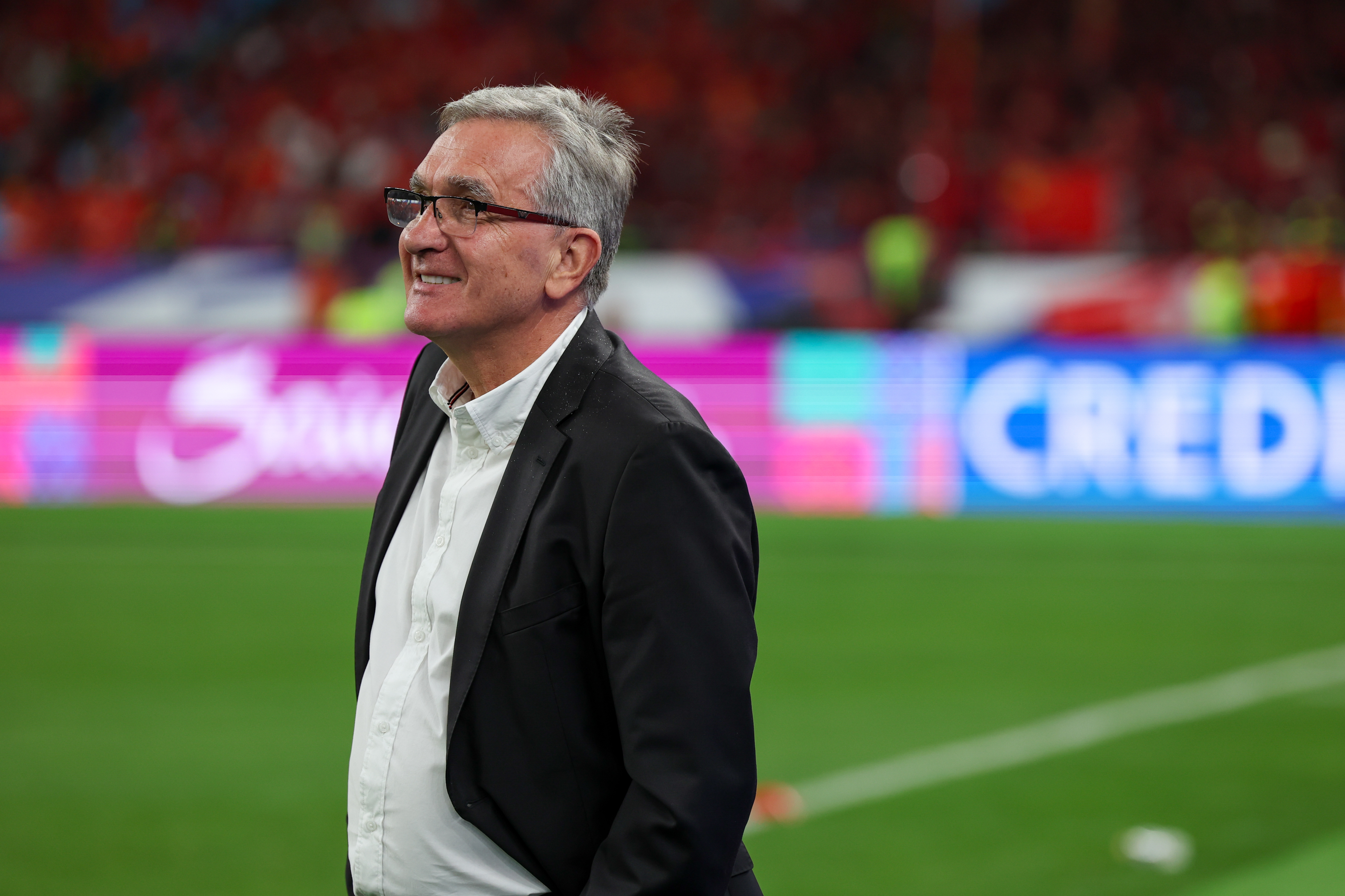 国际足坛名将在比赛中发挥精彩